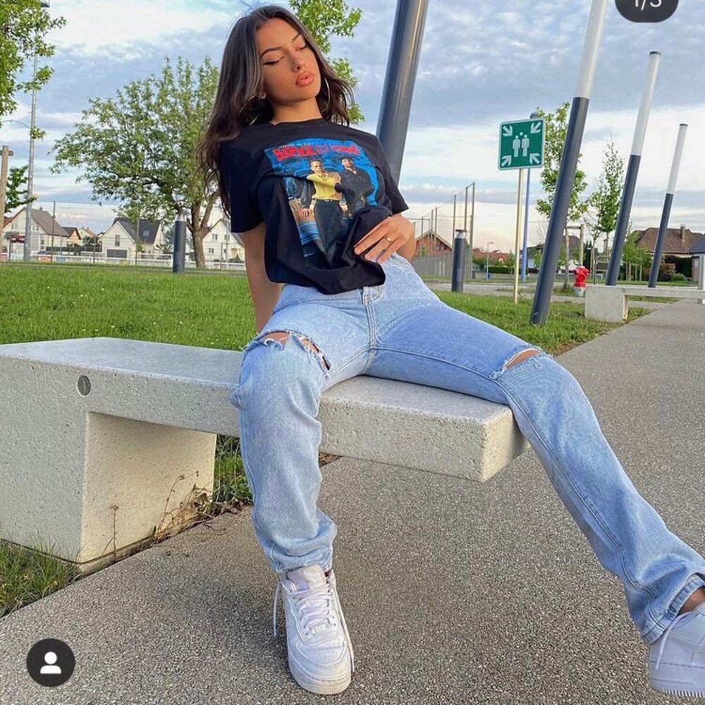 Pretty Little Thing baggy jeans